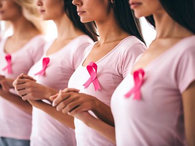 Ce este cancerul de sân, cum se diagnostichează și cum poate fi tratat?