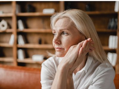 Menopauza – ce se întâmplă cu hormonii și cu activitatea sexuală