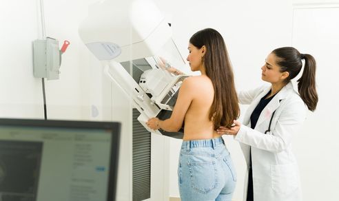 Mamografia și rolul acesteia în depistarea cancerului mamar