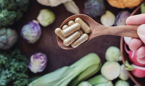 Suplimentele alimentare nu înlocuiesc alimentele